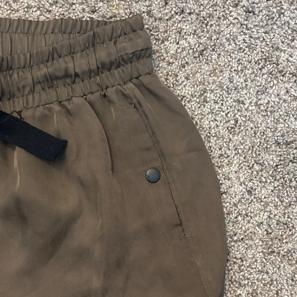 Cinq a Sept High Waist Tova Shorts Size Small - Picture 6 of 10